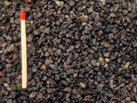 lava black - grey grain 2-4 mm